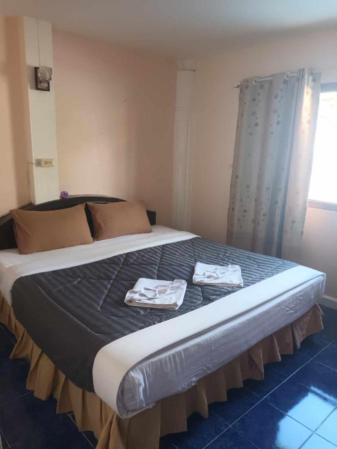 Patong Rose Guest House 50M To Beach Luaran gambar