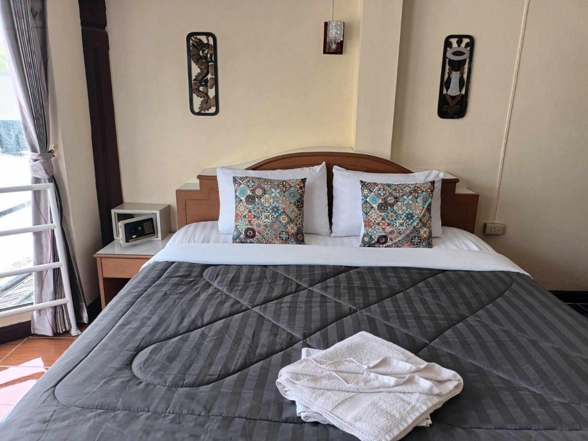 Patong Rose Guest House 50M To Beach Luaran gambar