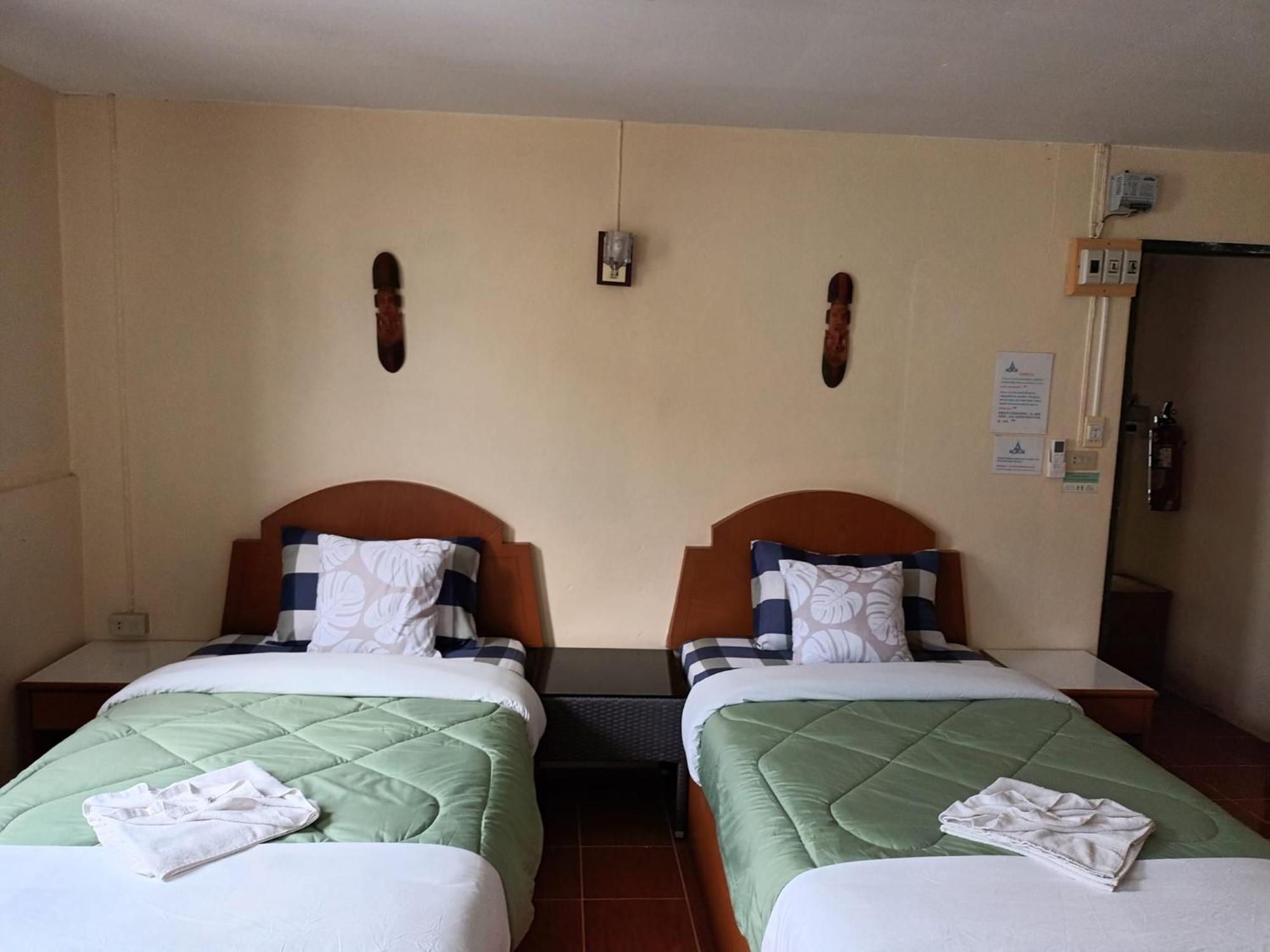 Patong Rose Guest House 50M To Beach Luaran gambar