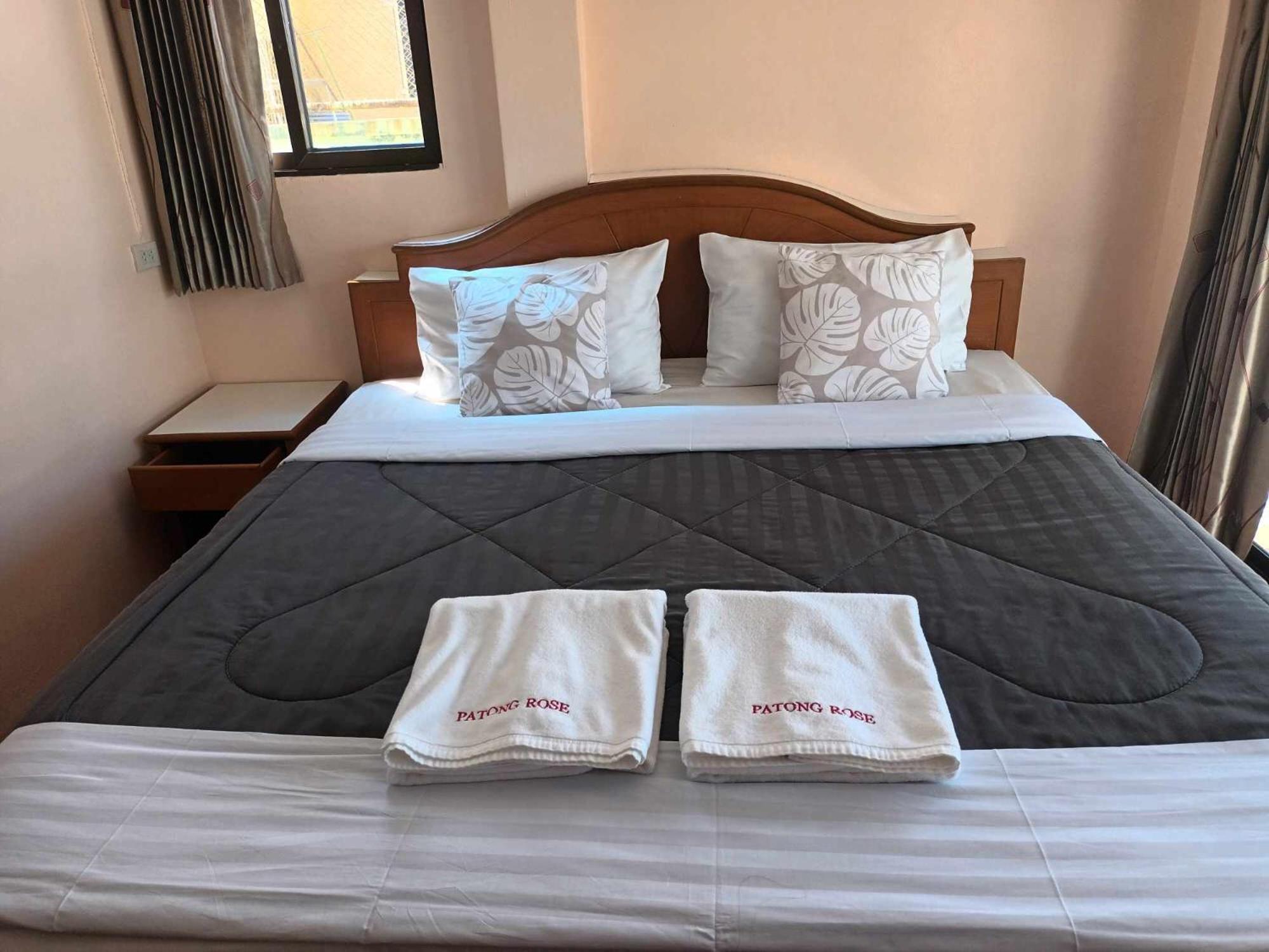 Patong Rose Guest House 50M To Beach Luaran gambar