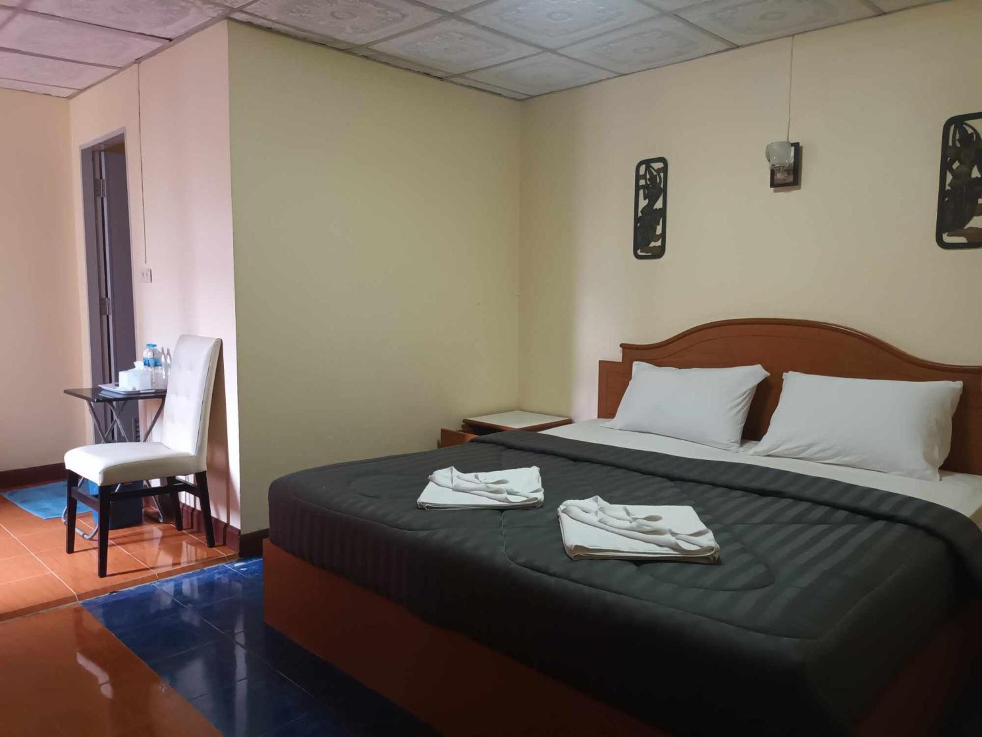 Patong Rose Guest House 50M To Beach Luaran gambar