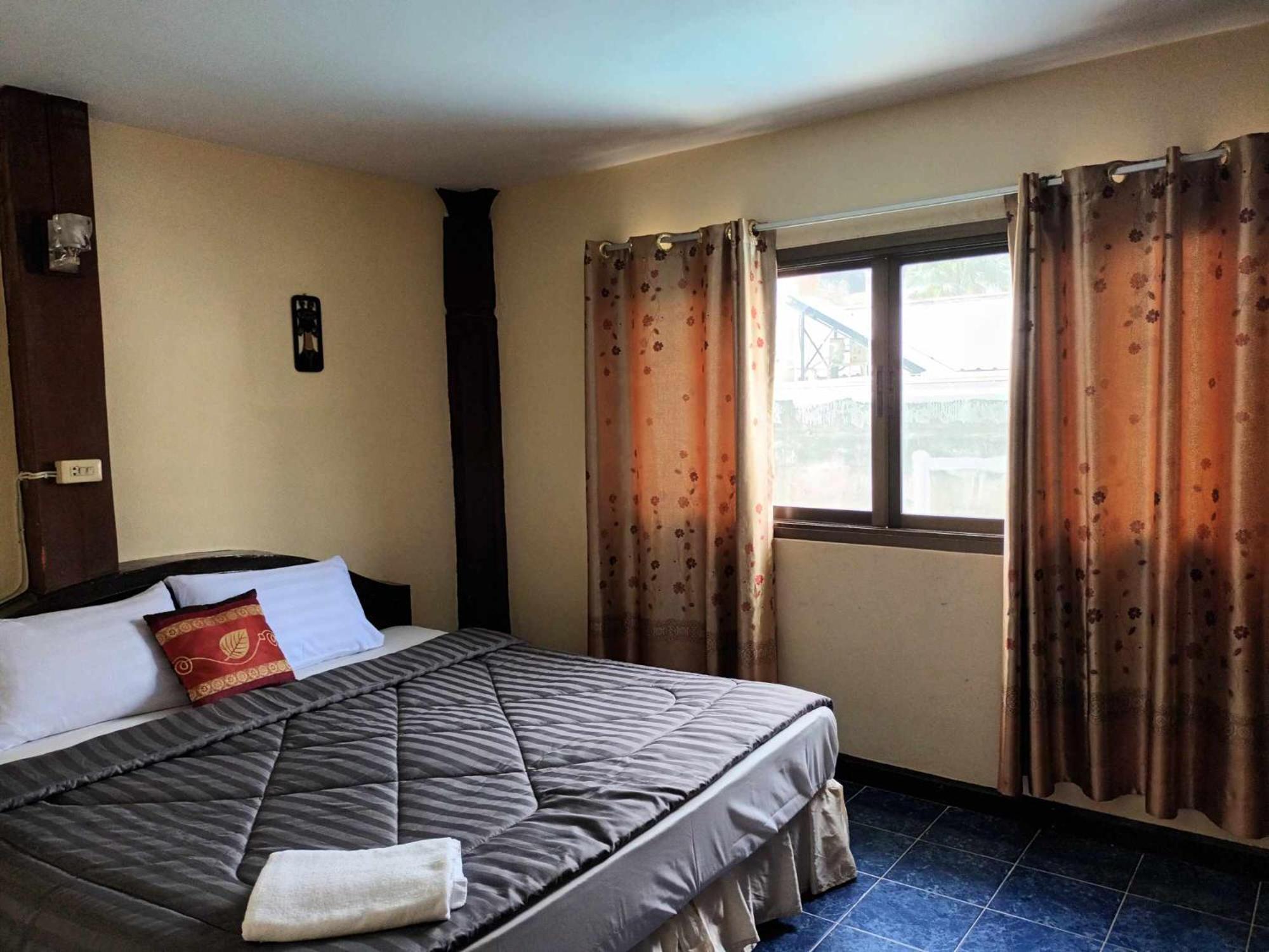 Patong Rose Guest House 50M To Beach Luaran gambar