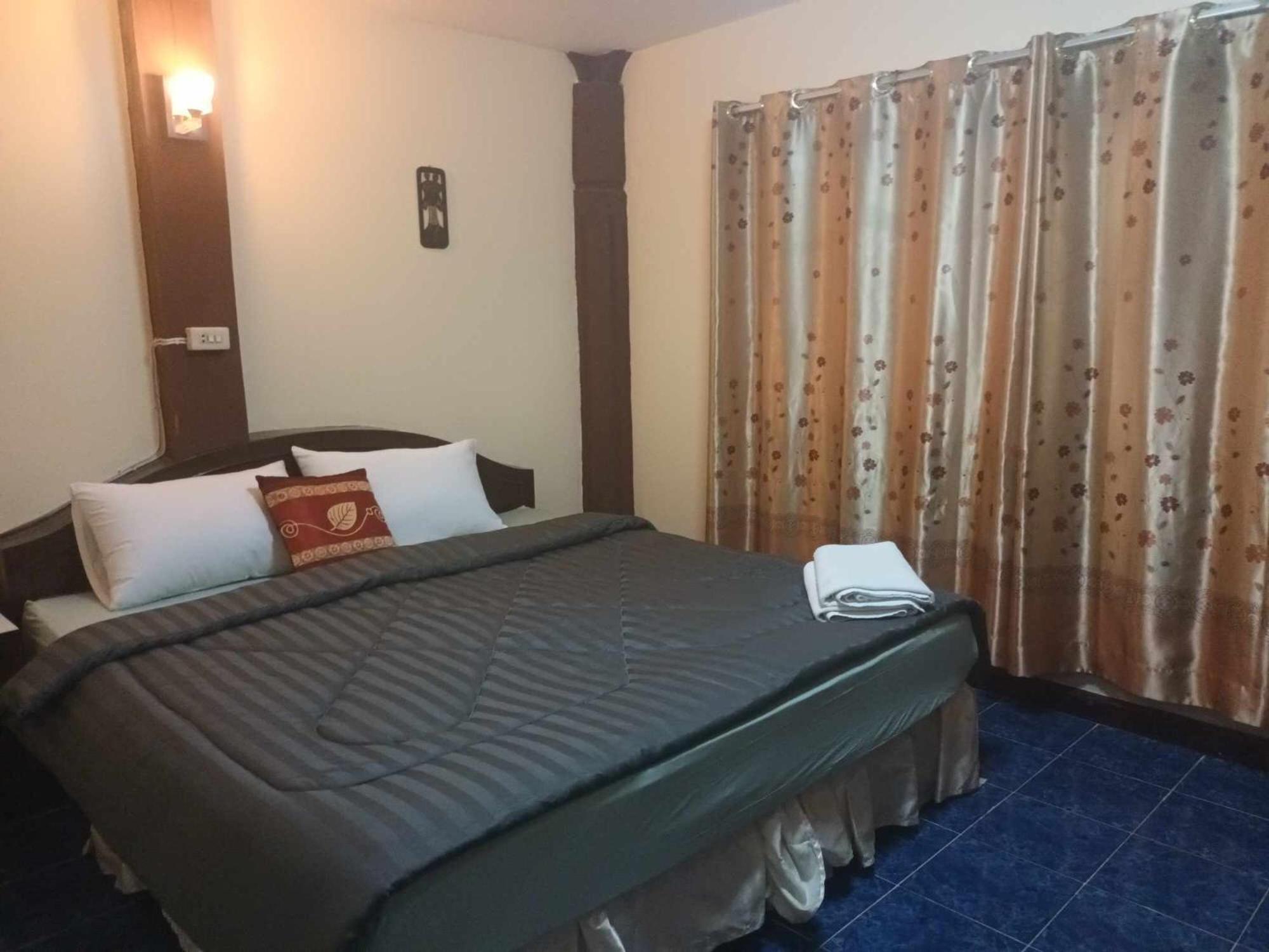 Patong Rose Guest House 50M To Beach Luaran gambar