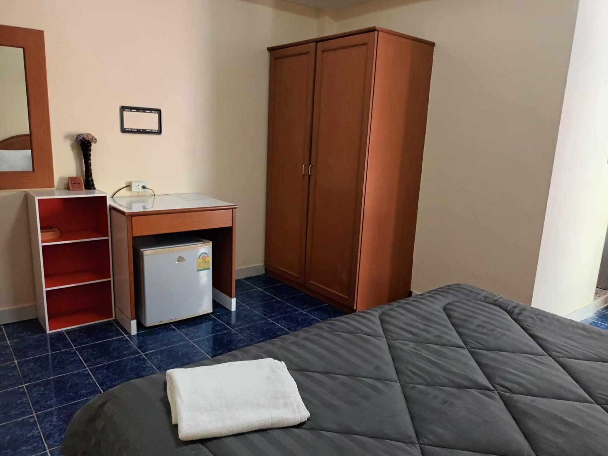 Patong Rose Guest House 50M To Beach Luaran gambar
