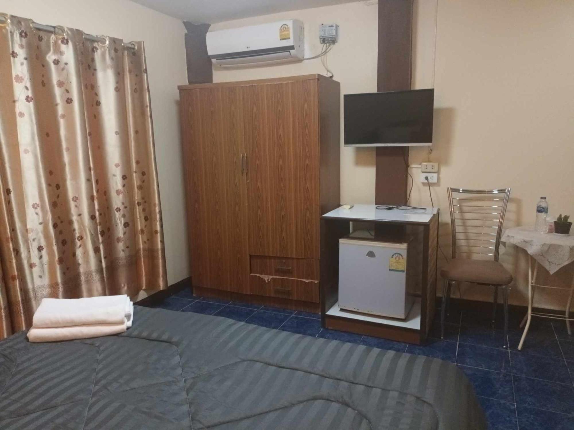Patong Rose Guest House 50M To Beach Luaran gambar